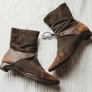 Rare Vintage Antique Style Boots Italy Zip Unique sz 39 US 8.5 Women Movie Prop